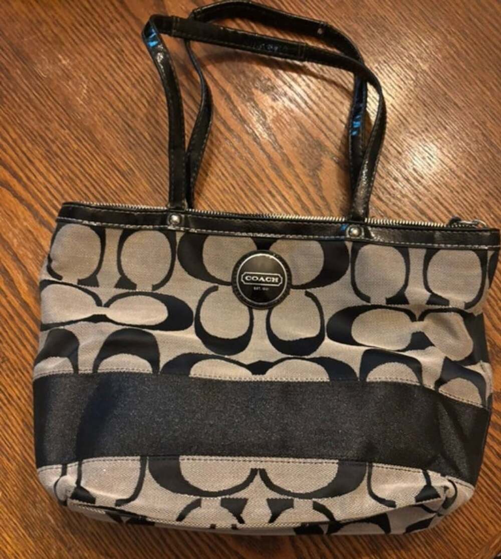 used vintage coach bag No. F1026-F15112